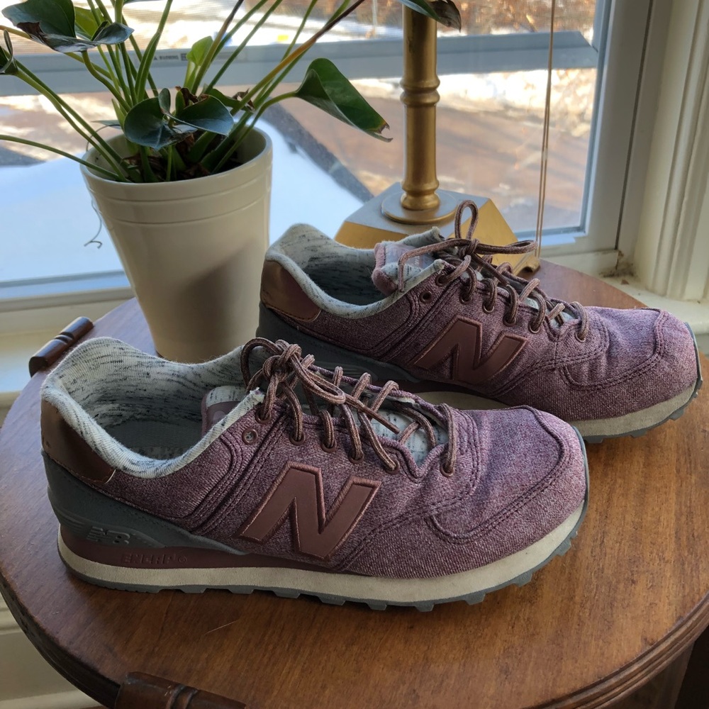 New Balance Women’s Sneakers